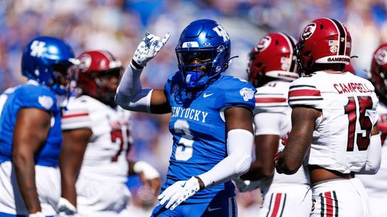 Kentucky LB Alex Afari Jr. chasing neighbor in multi-continent football pursuit (College Football)
