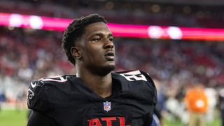 Falcons' James Pearce Jr. won't participate in minicamp team sessions (NFL)