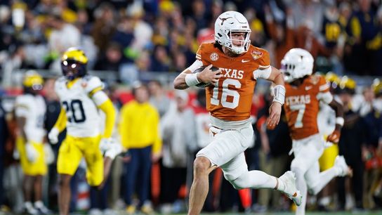 Coach 'wouldn't be surprised' if Arch Manning stays two more seasons at Texas (College Football)